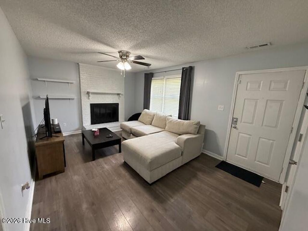 Photo of 453 Hunting Green Drive, Jacksonville, NC 28546 (MLS # 100566779)