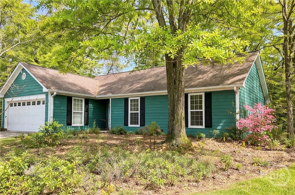Photo of 108 Winthrop Court, Athens, GA 30605 (MLS # CL352630)