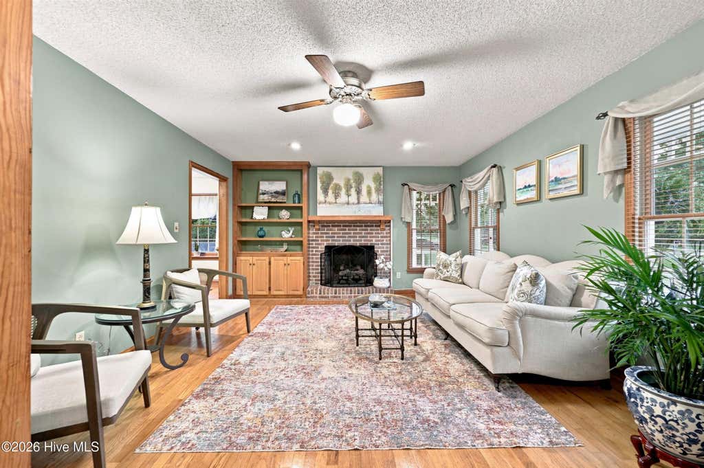 Photo of 1022 Crosswinds Drive, Elizabeth City, NC 27909 (MLS # 100597093)
