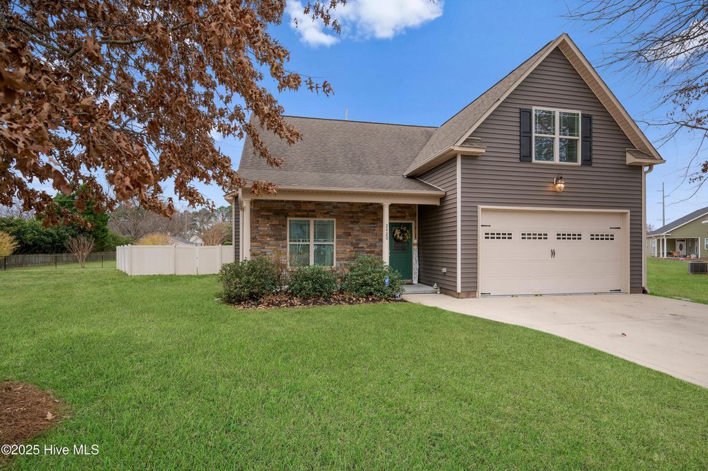 Photo of 2420 Bray Court, Winterville, NC 28590 (MLS # 100523122)