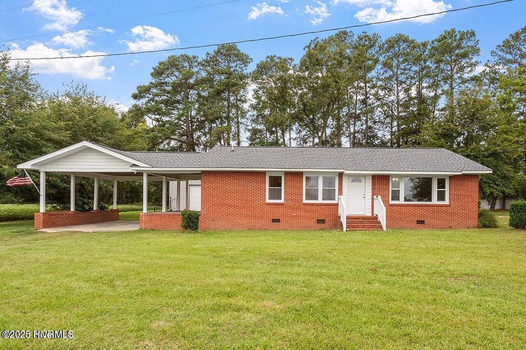 Photo of 11843 Hobbton Highway, Newton Grove, NC 28366 (MLS # 100572781)