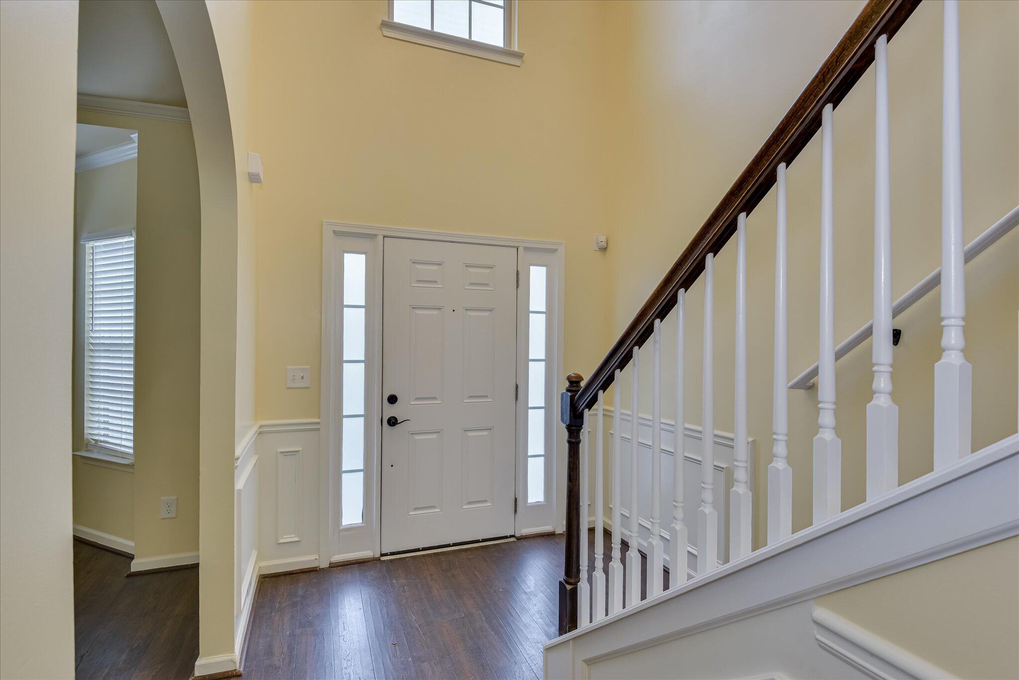 2789 Huntcliffe Drive