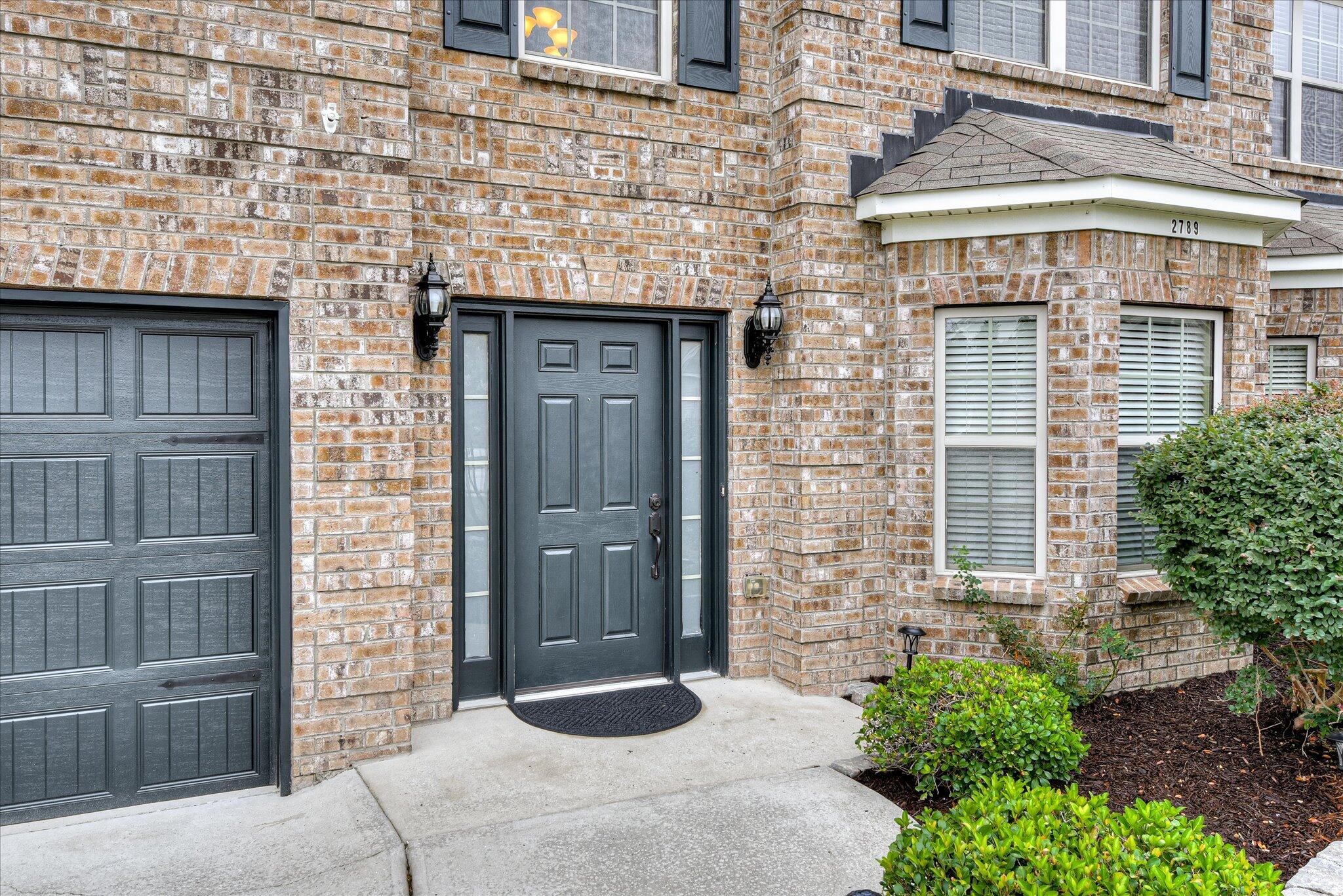 2789 Huntcliffe Drive