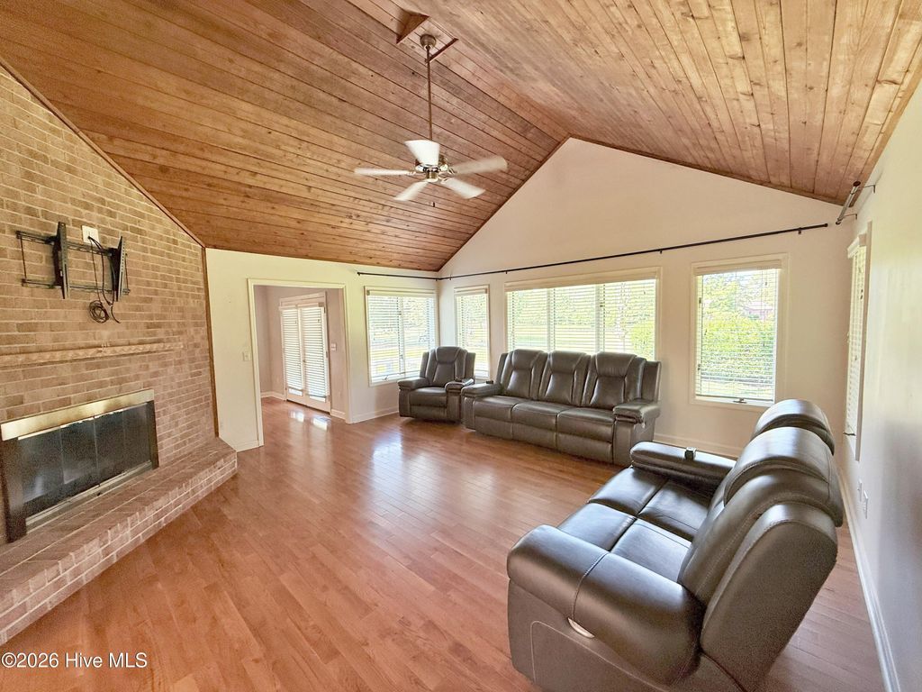 Photo of 3305 Peppercorn Road, New Bern, NC 28562 (MLS # 100564494)