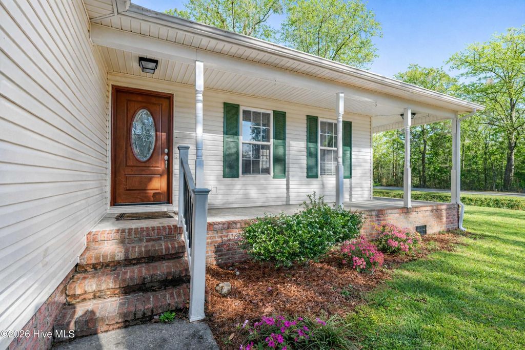 Photo of 625 Blue Jean Road, Whiteville, NC 28472 (MLS # 100557378)