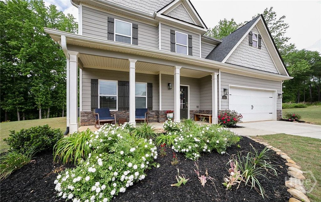 Photo of 1672 Carriage Court, Monroe, GA 30656 (MLS # CL354761)