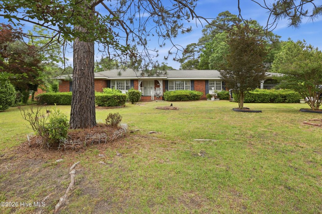 Photo of 1423 Greenville Boulevard SE, Greenville, NC 27858 (MLS # 100558854)