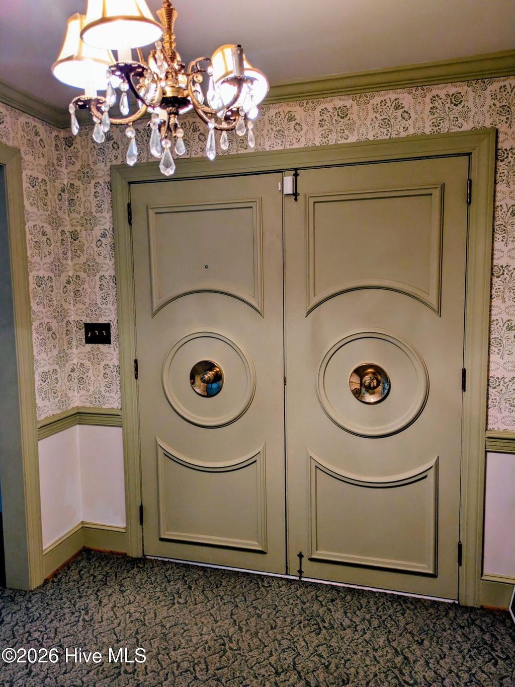 Photo of 1423 Greenville Boulevard SE, Greenville, NC 27858 (MLS # 100558854)