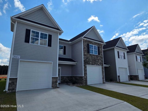 Townhouse For Sale - 2001 Newbury Way #E<br/> Pitt County, Greenville, NC 27834