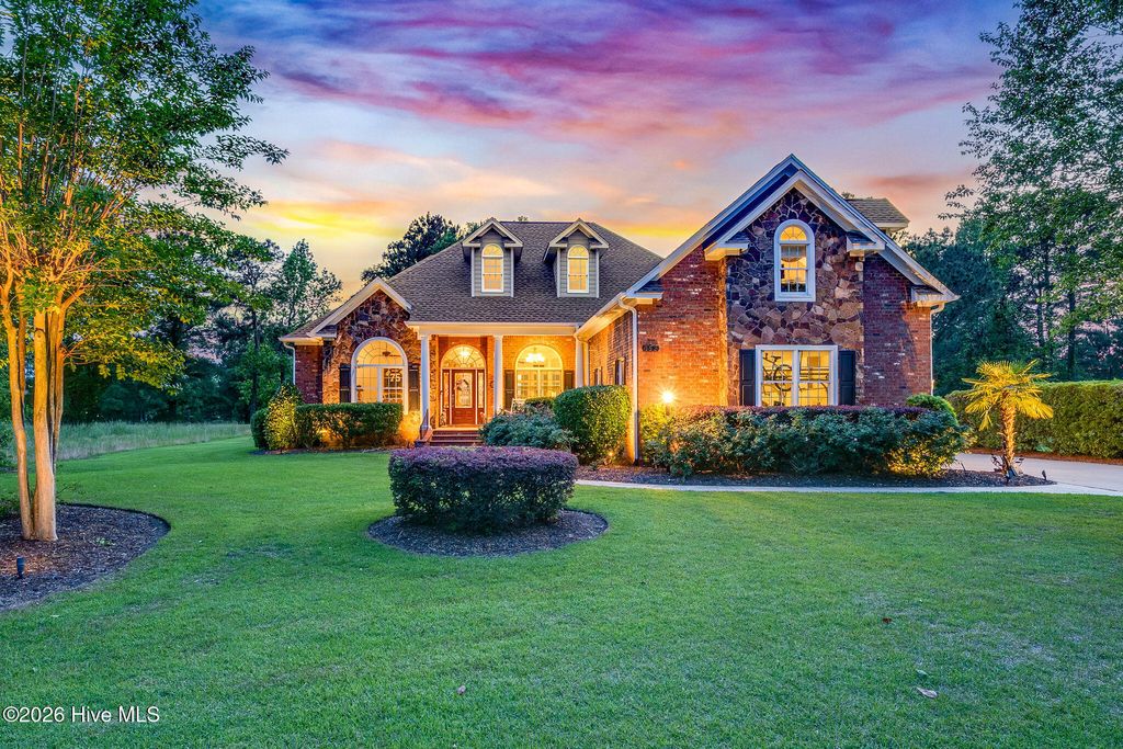 Photo of 152 E Winding Way, Wallace, NC (MLS # 100572852)