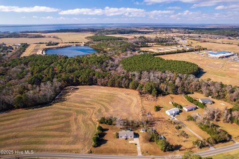 Homes For Sale - 298 Jarvisburg Road<br/> Jarvisburg, NC 27947