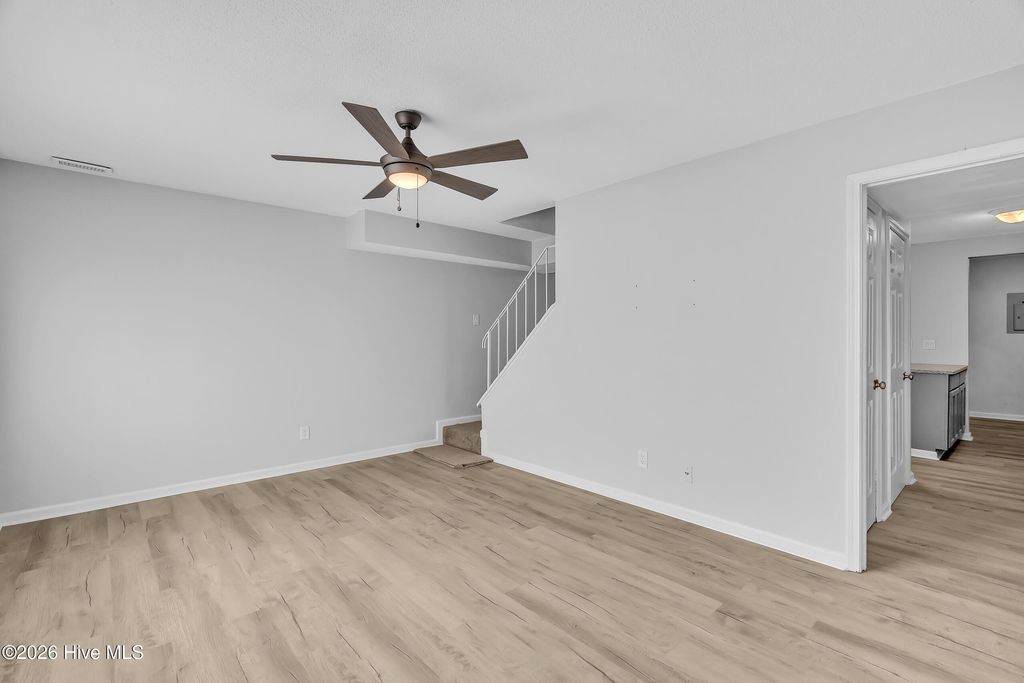 Photo of 420 Myrtlewood Circle, Jacksonville, NC 28546 (MLS # 100549953)