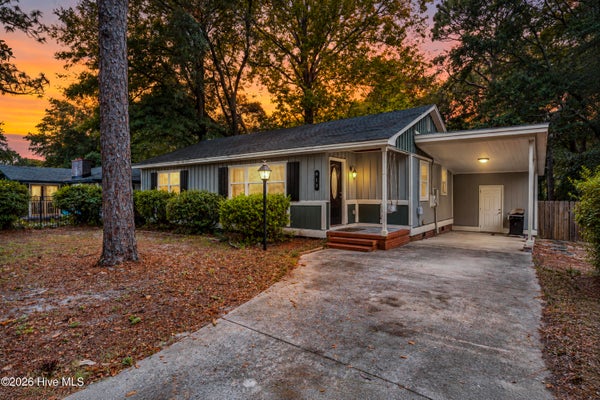 813 HOLBROOKE AVE, WILMINGTON, NC 28412 - Image c10fe58b388d67d5aa46376dfd4ec8d6/831125573