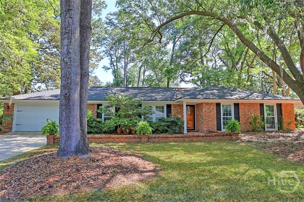 Photo of 122 Talbot Road, Savannah, GA 31410 (MLS # SA353471)