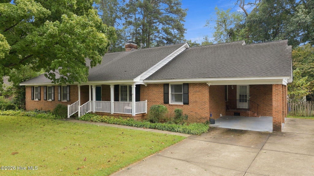 Photo of 1115 Peachtree Road NW, Wilson, NC 27896 (MLS # 100605952)