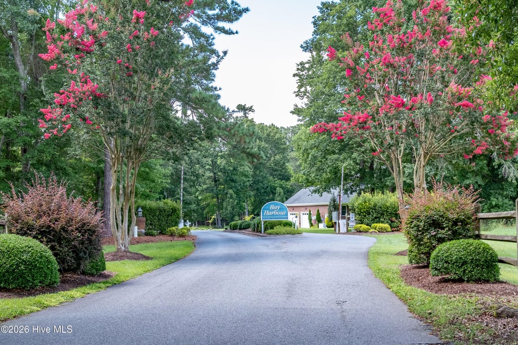 Photo of 95 Waters Edge Drive, Chocowinity, NC 27817 (MLS # 100600369)