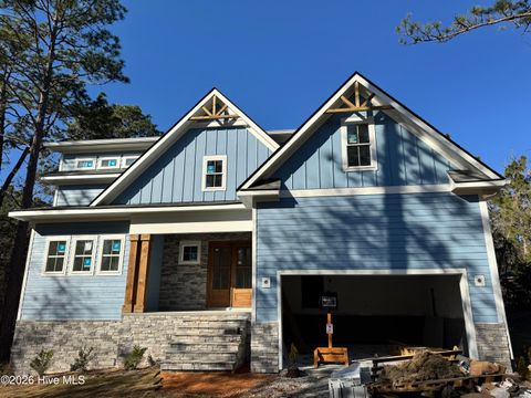 Homes For Sale - 305 Burning Tree Road<br/> Pinehurst, NC 28374