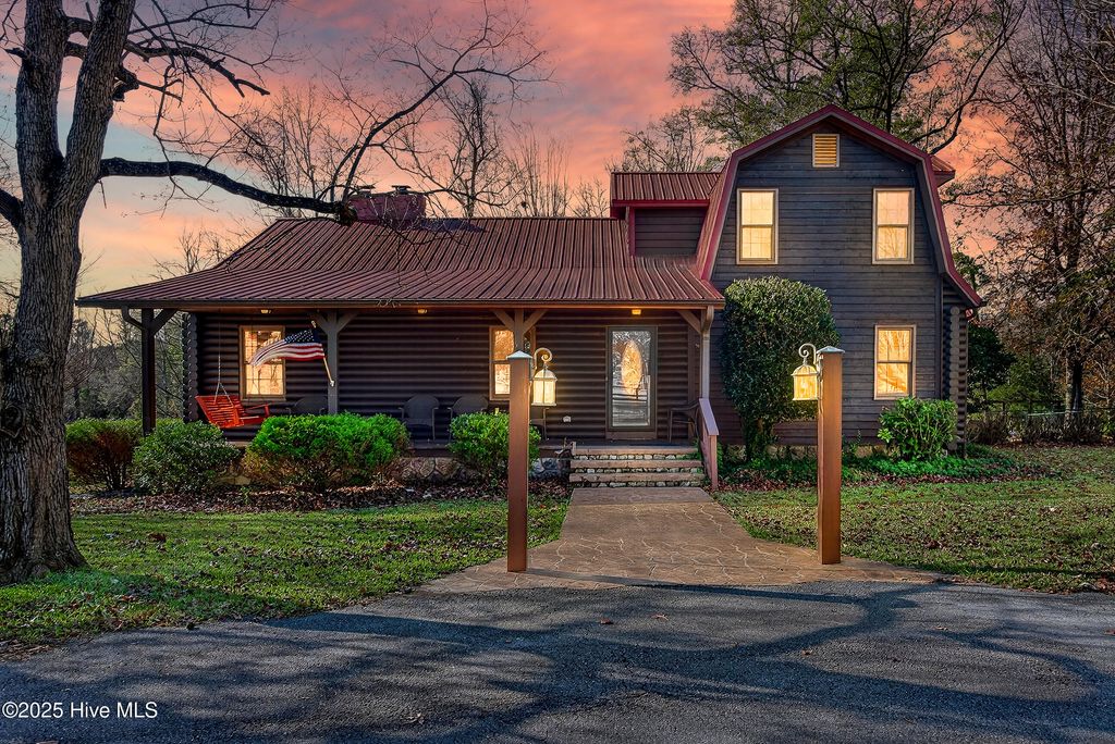 Photo of 229 Treehaven Lane, Jacksonville, NC 28540 (MLS # 100556020)