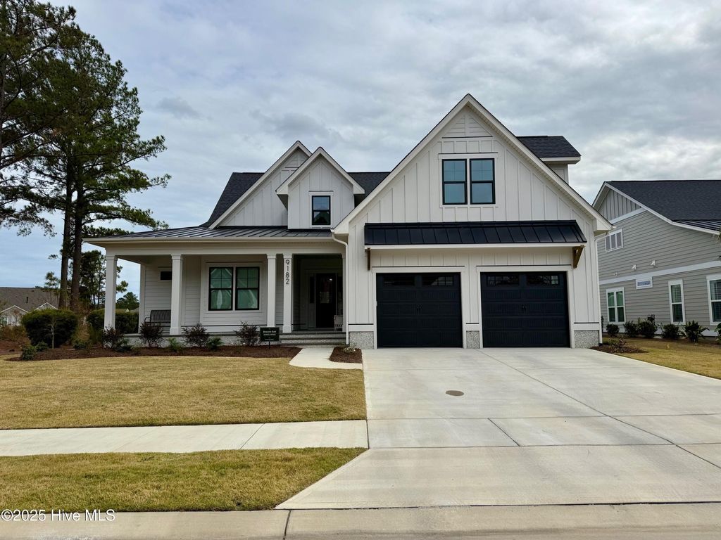 Photo of 9182 Crossbill Drive, Leland, NC 28451 (MLS # 100478560)