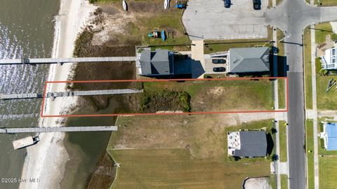 1013 Shepard Street Morehead City NC 28557