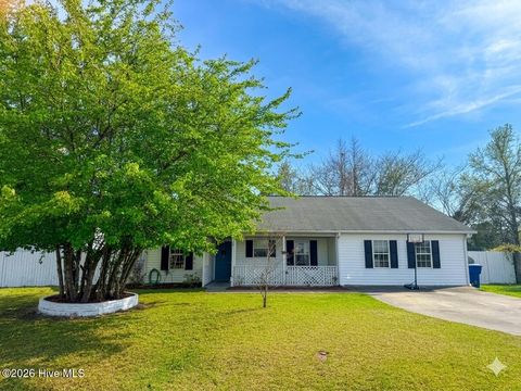 Homes For Sale - 138 Leslie Lane<br/> Havelock, NC 28532