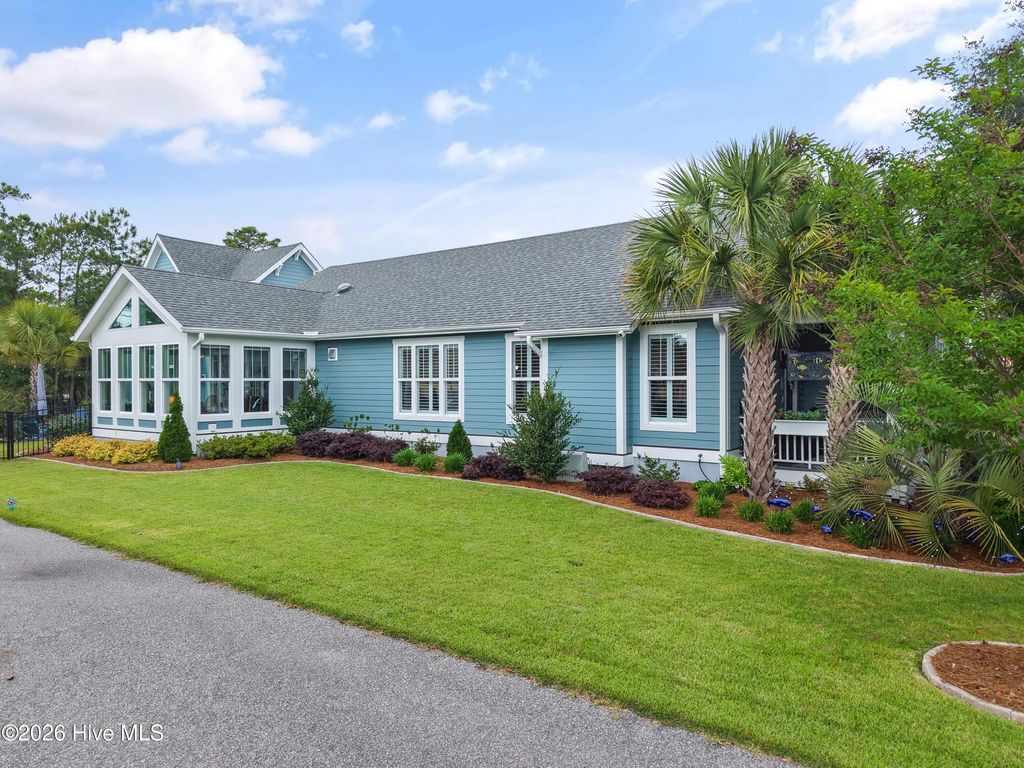 Photo of 515 Sir Williams, Southport, NC 28461 (MLS # 100573212)