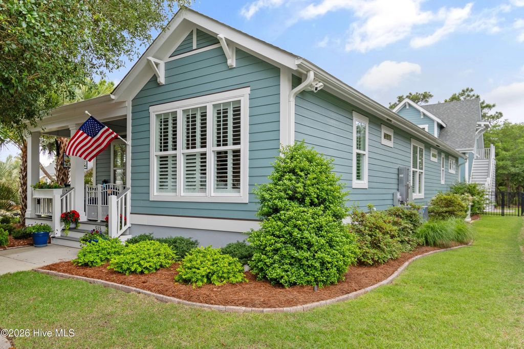 Photo of 515 Sir Williams, Southport, NC 28461 (MLS # 100573212)