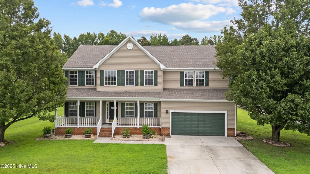 Photo of 163 Saint Andrews Road, Moyock, NC 27958 (MLS # 100522759)