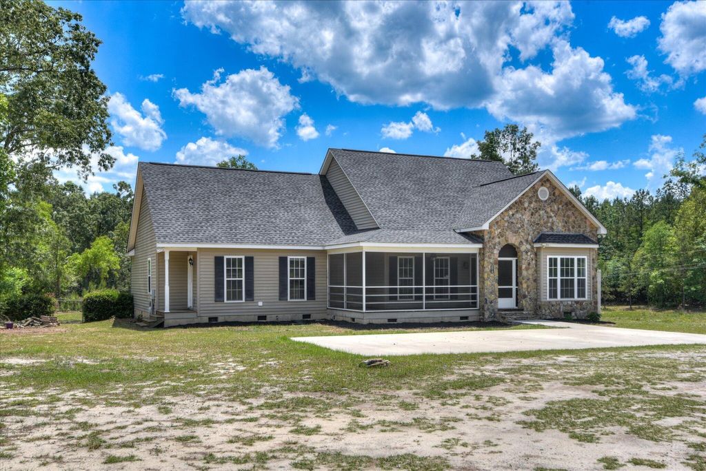 Photo of 3010 Lakeridge Way, Aiken, SC 29803 (MLS # 555514)