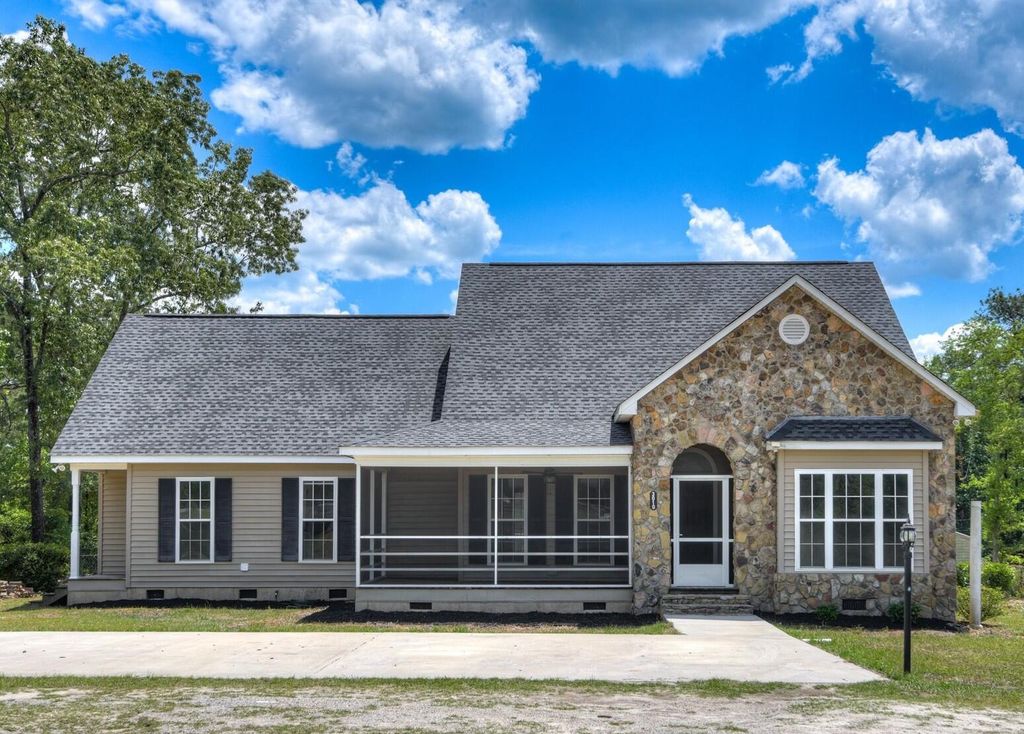 Photo of 3010 Lakeridge Way, Aiken, SC 29803 (MLS # 555514)