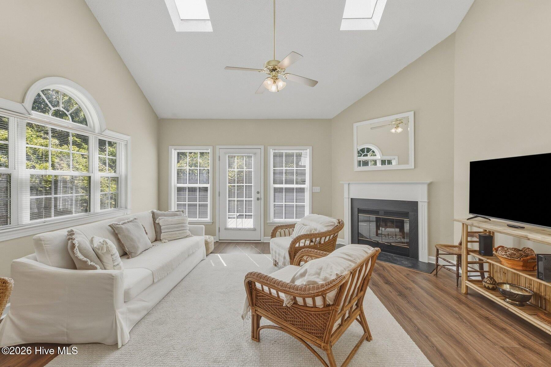 6211 Wrightsville Avenue Apt 155