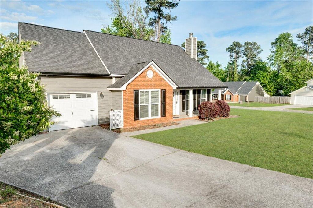 Photo of 334 Timberidge Drive, Martinez, GA 30907 (MLS # 555104)