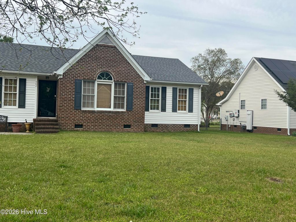Photo of 502 Wayne Avenue, Tarboro, NC 27886 (MLS # 100566229)