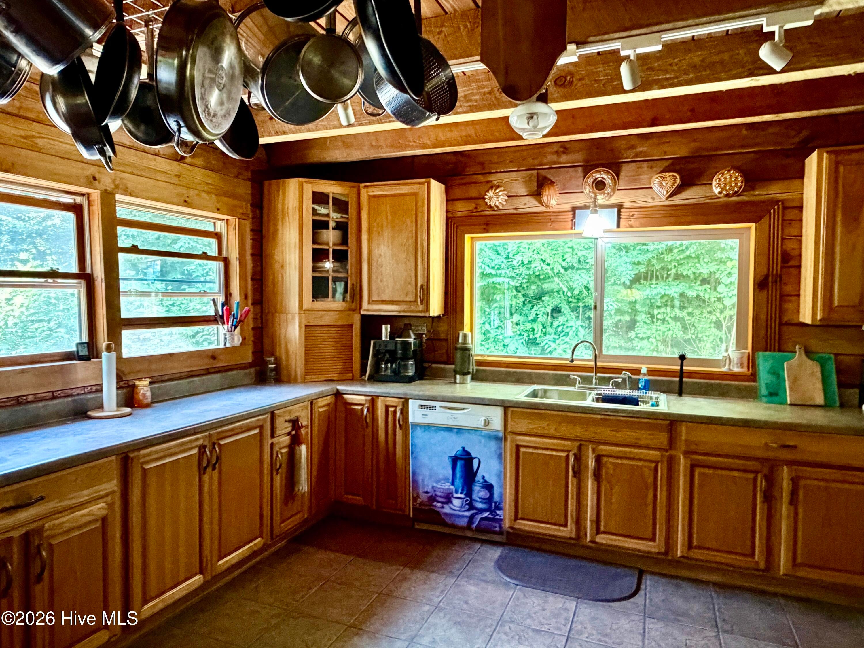 4181 Huffman Creek Road 32