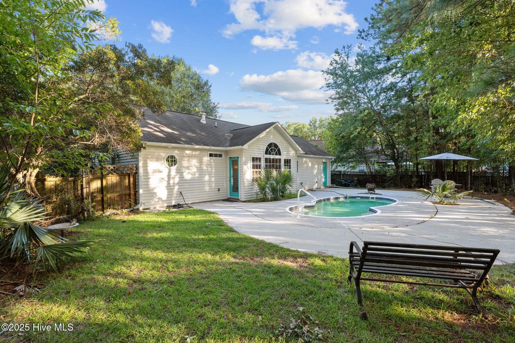 Photo of 3449 Belmont Boulevard, New Bern, NC 28562 (MLS # 100528779)