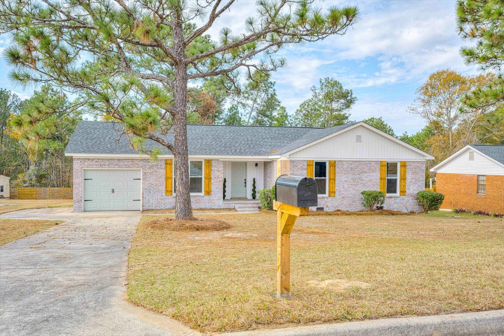 Photo of 3743 Crest Drive, Hephzibah, GA 30815 (MLS # 549501)