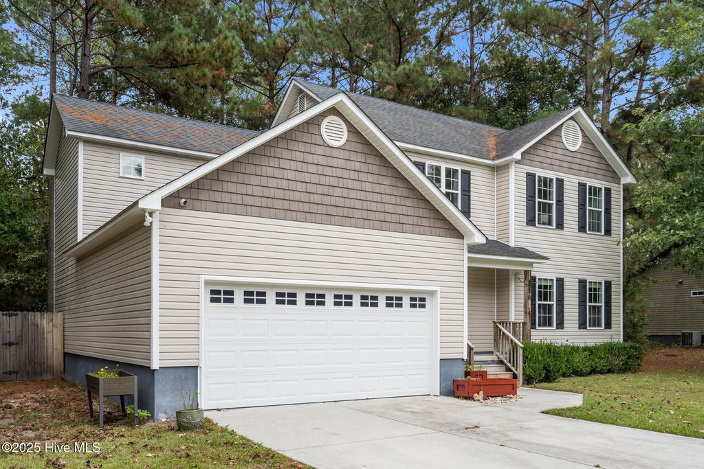 Photo of 316 Sugarberry Court, Jacksonville, NC 28540 (MLS # 100535693)