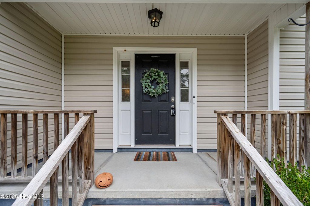 Photo of 316 Sugarberry Court, Jacksonville, NC 28540 (MLS # 100535693)