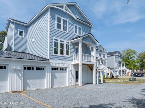 Photo of 64 Pier View Court, Hampstead, NC 28443 (MLS # 100604713)