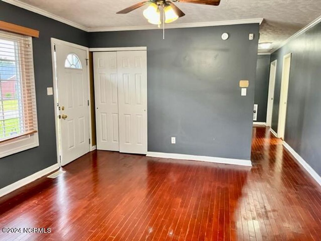 Photo of 34 Berkshire Drive, Jacksonville, NC 28546 (MLS # 100572959)