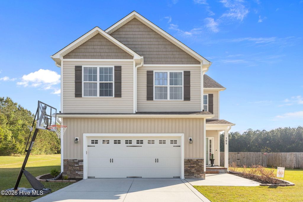 Photo of 105 Sparrows Point Lane, Jacksonville, NC 28540 (MLS # 100566701)