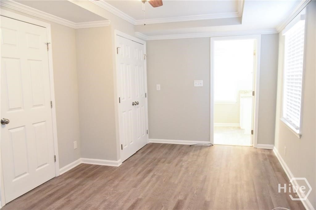 2344 & 2344 1/2 Camelia Court