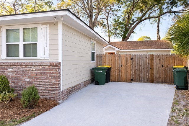 2344 & 2344 1/2 Camelia Court