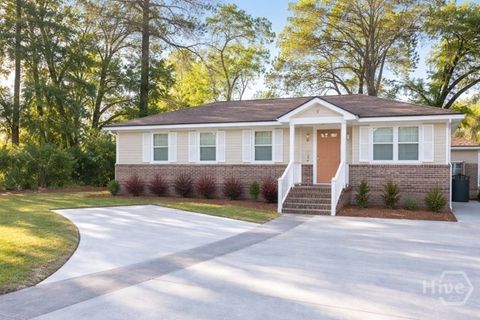 Homes For Sale - 2344 & 2344 1/2 Camelia Court<br/> Chatham County, Savannah, GA 31404