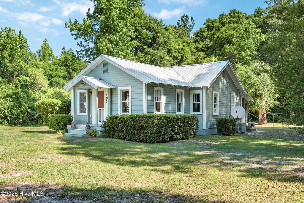 Photo of 405 Natmore Road, Kelly, NC (MLS # 100572762)