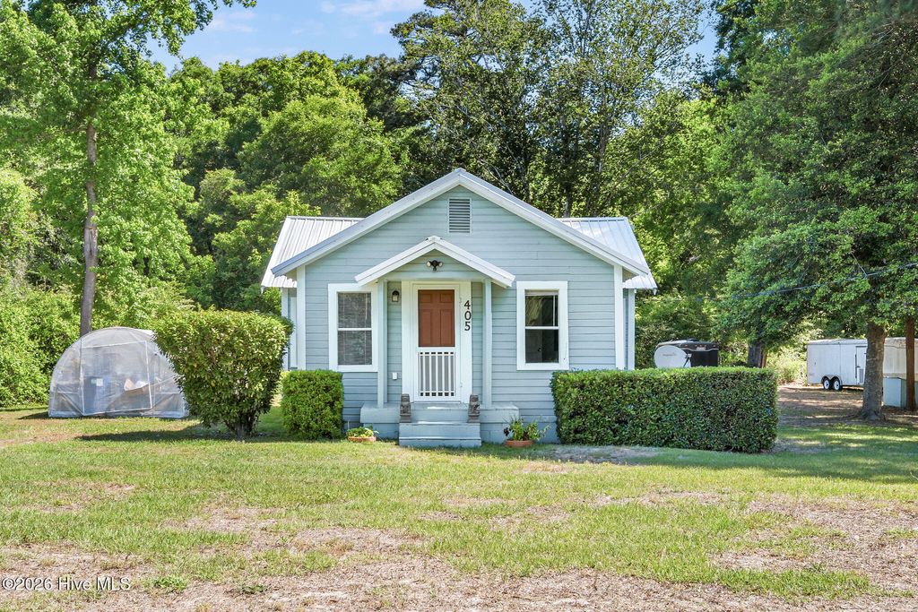 Photo of 405 Natmore Road, Kelly, NC (MLS # 100572762)