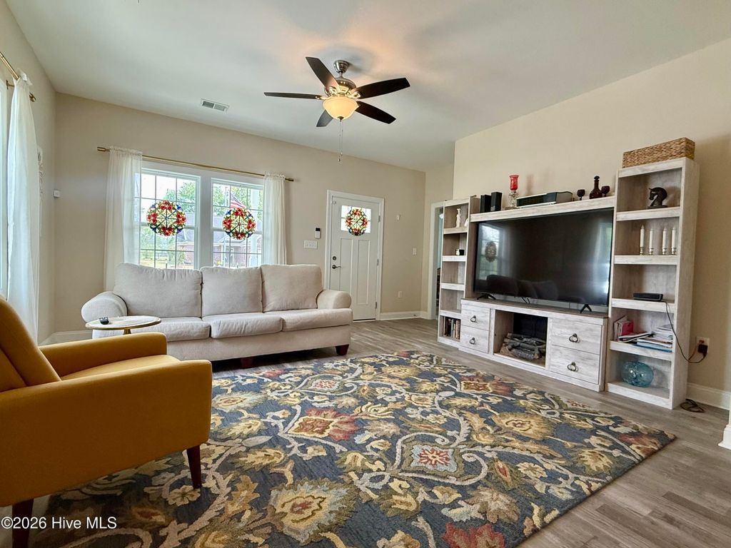 Photo of 12321 Mallard Creek Drive, Laurinburg, NC 28352 (MLS # 100573114)