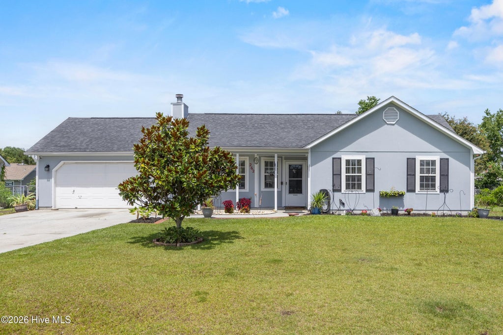 Photo of 262 Parnell Road, Hubert, NC 28539 (MLS # 100594304)