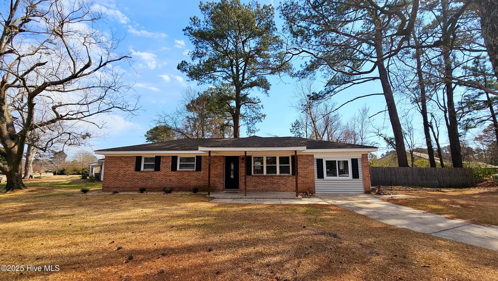 Photo of 215 Shamrock Drive, Jacksonville, NC 28540 (MLS # 100560840)