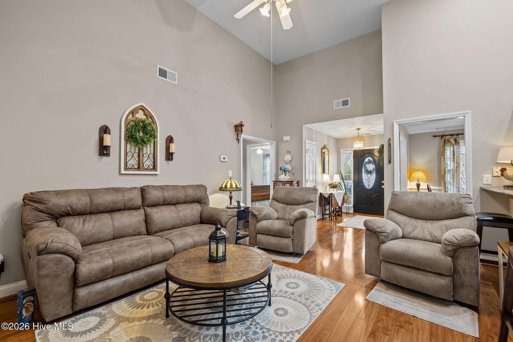 Photo of 611 Flybridge Lane, Beaufort, NC 28516 (MLS # 100551626)